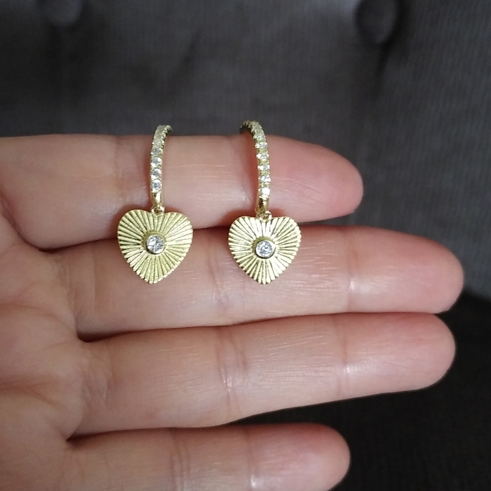 Stella Picciotto Textured Heart❤️ Hoop Earrings - Picture 4 of 12